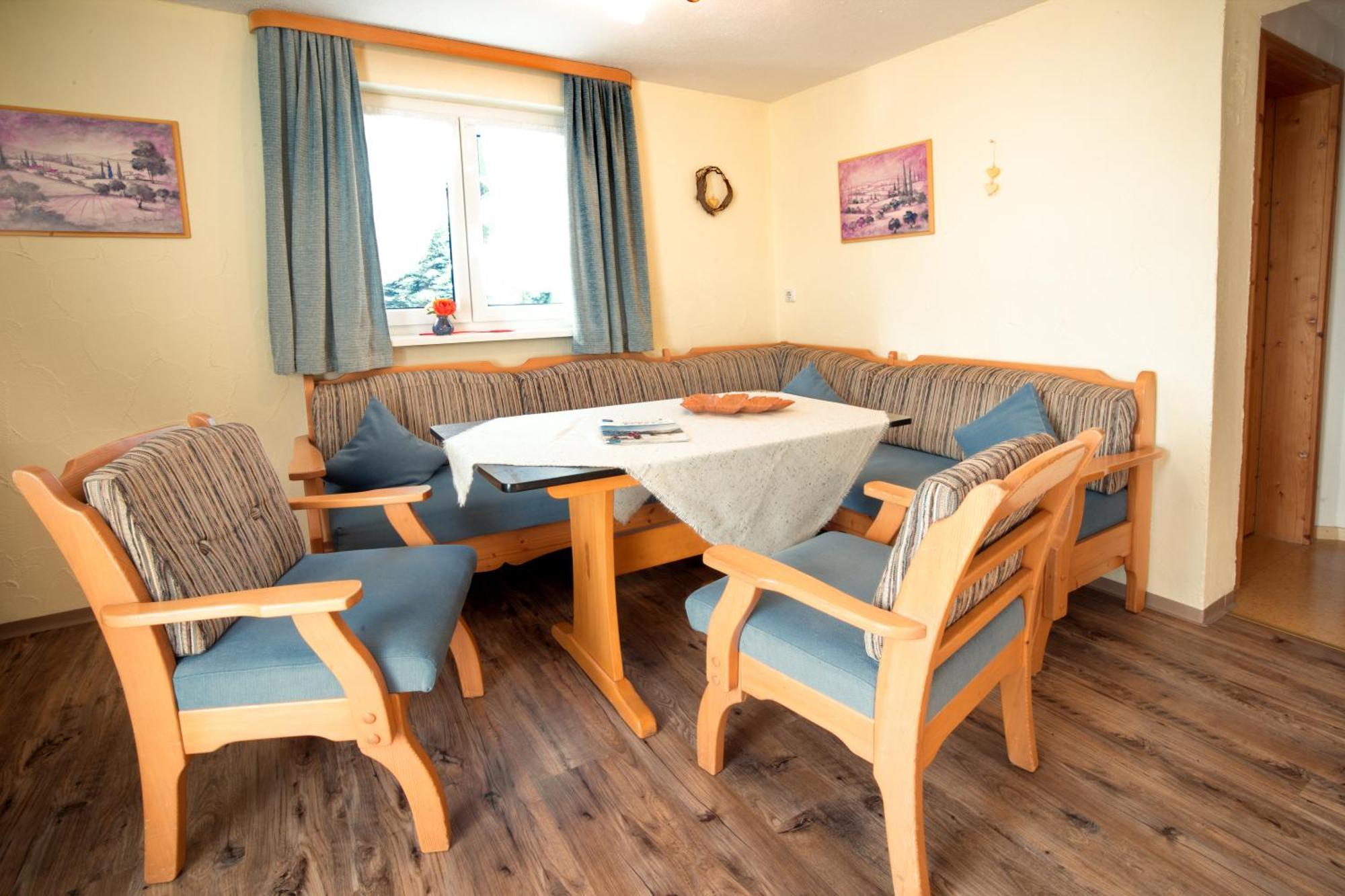 Gaestehaus Bergfrieden Bolsterlang Bagian luar foto