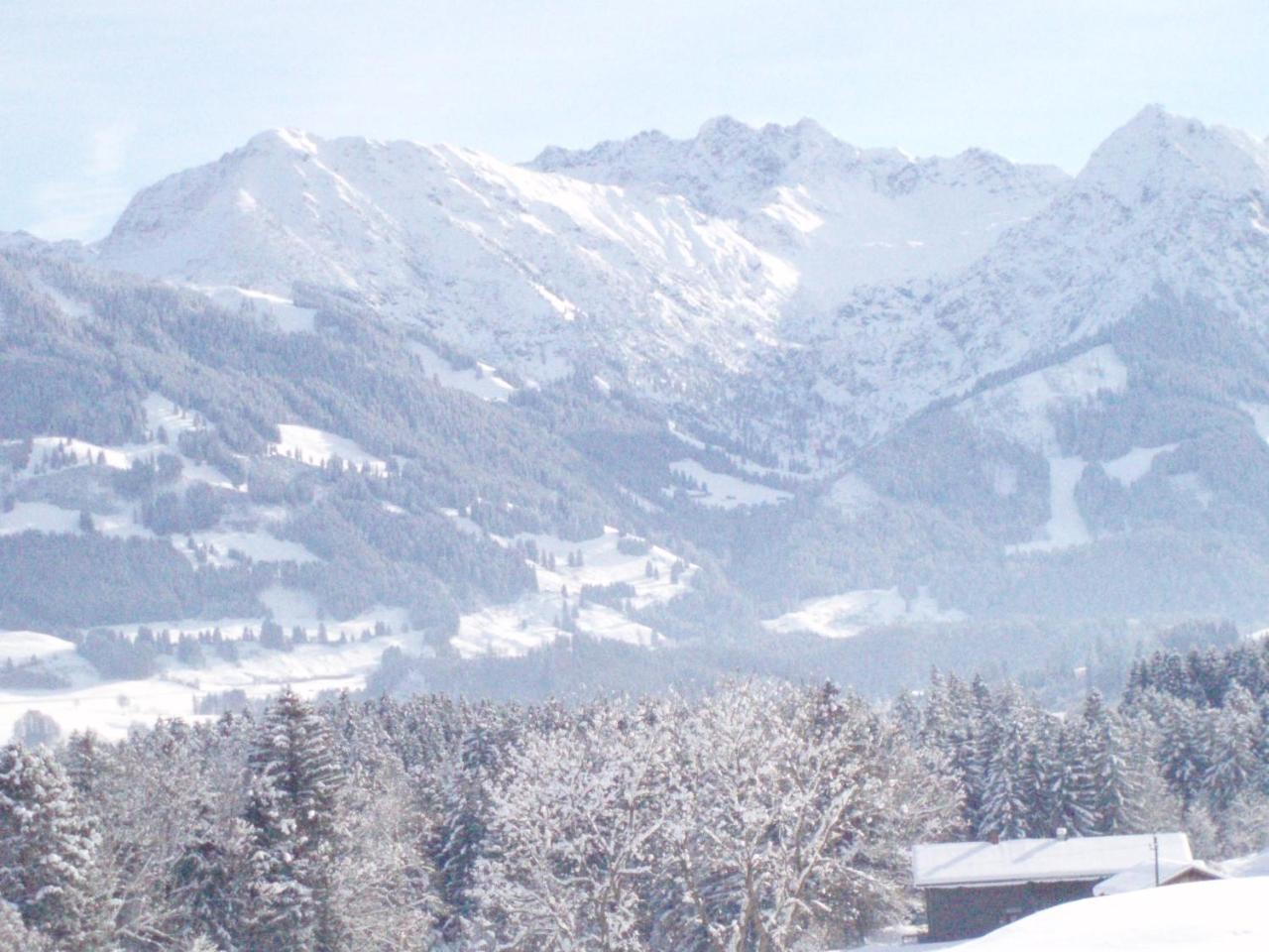 Gaestehaus Bergfrieden Bolsterlang Bagian luar foto